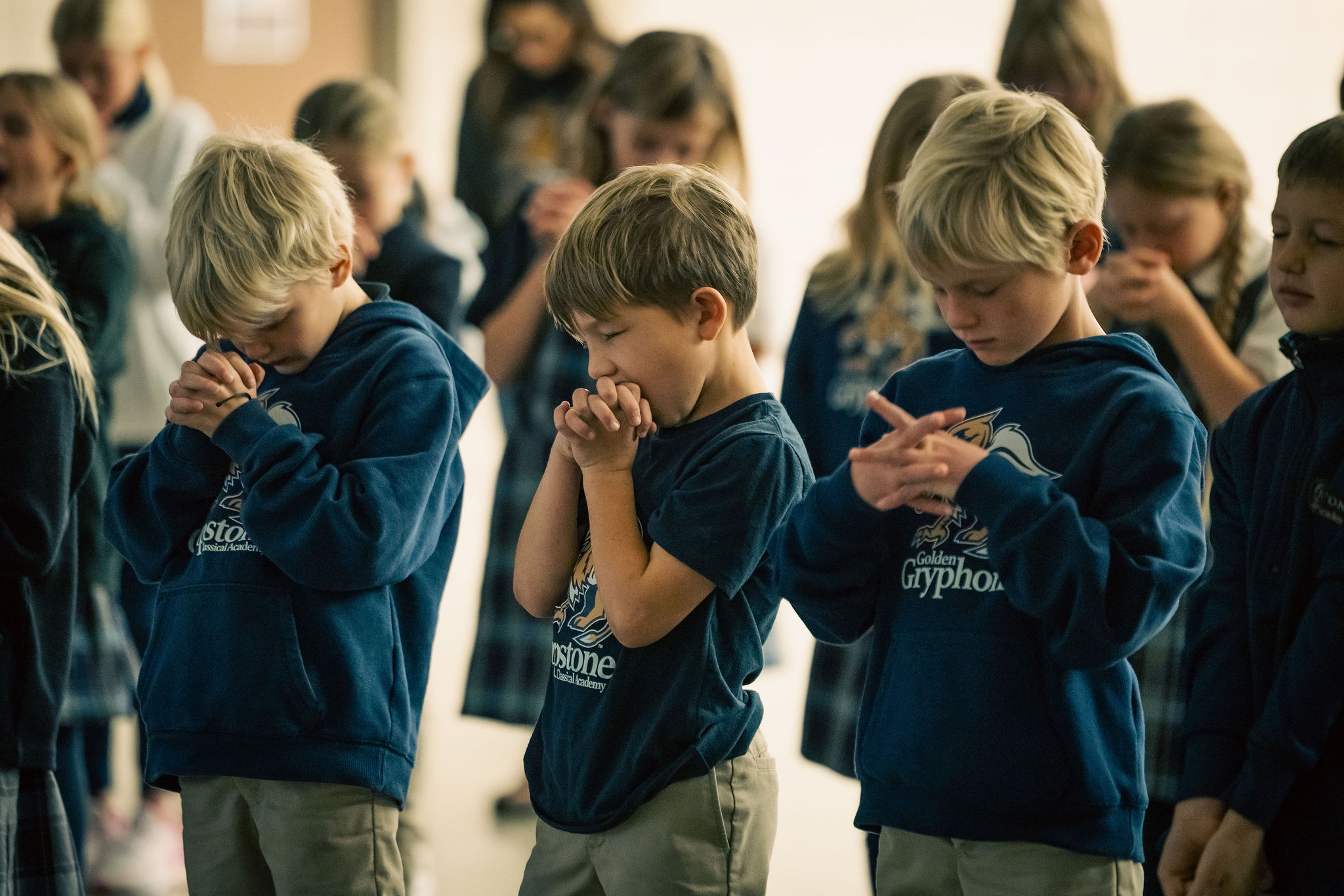 boys praying