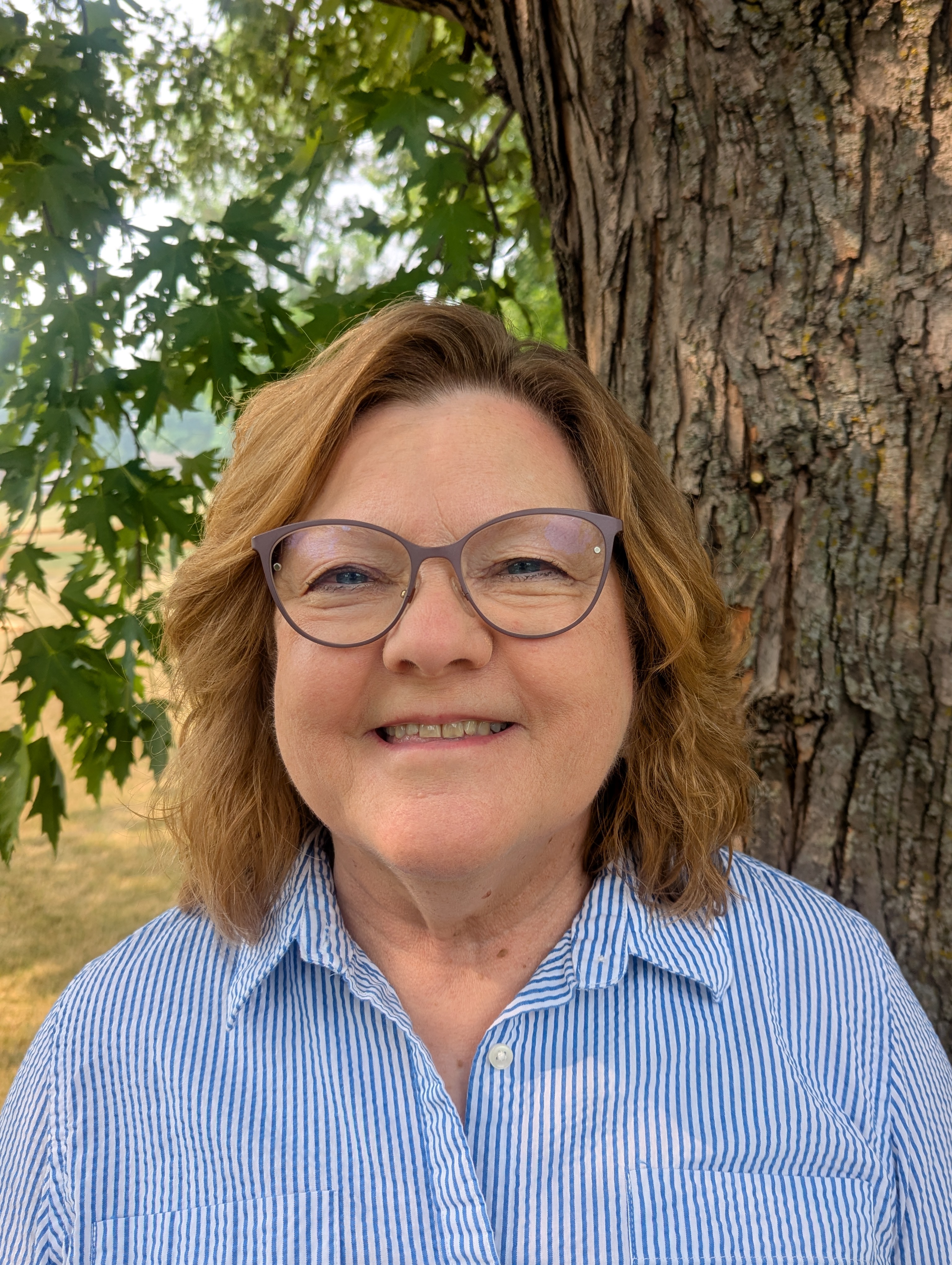 Kathy Barron headshot