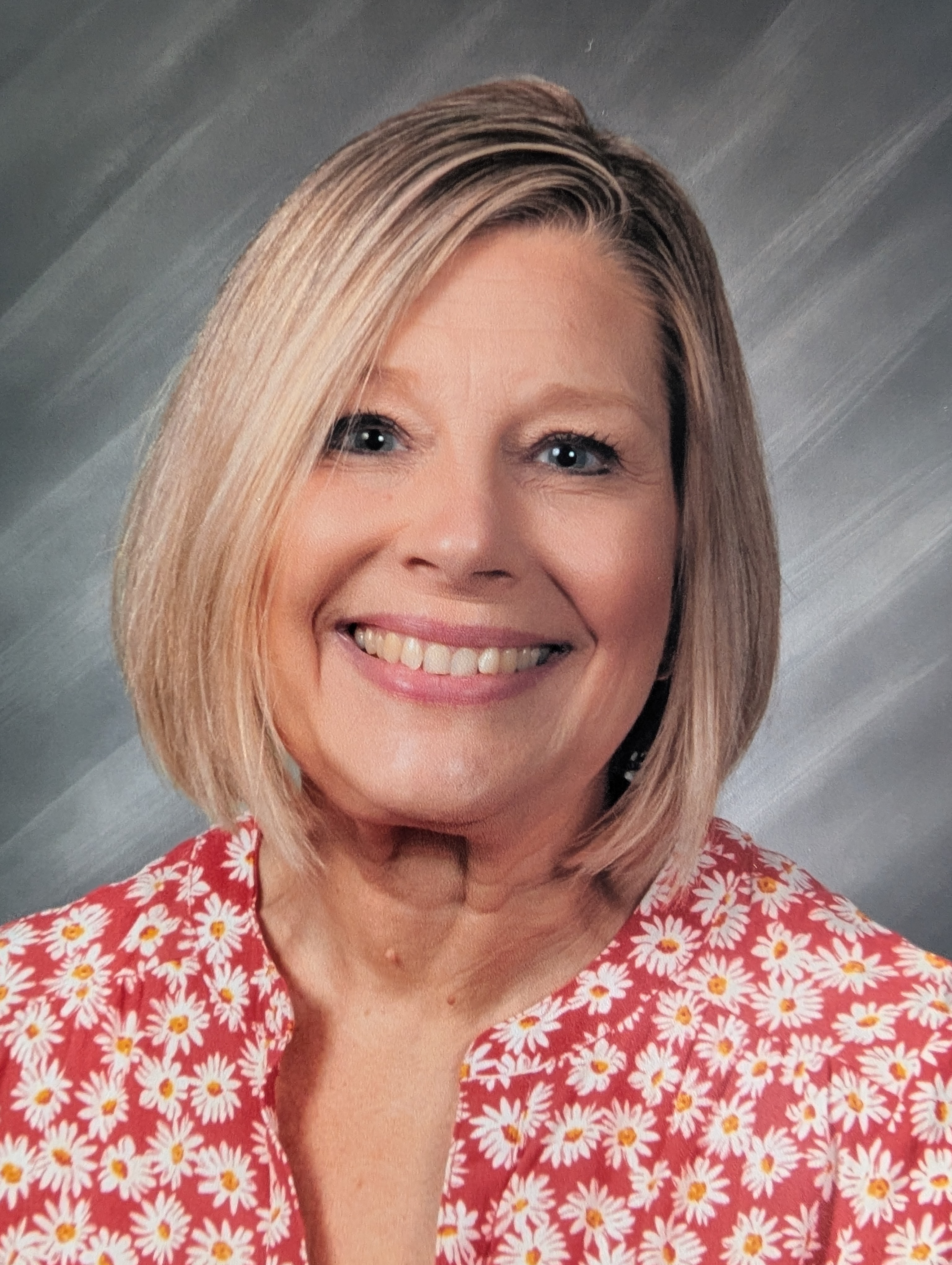 Shelly Allen headshot