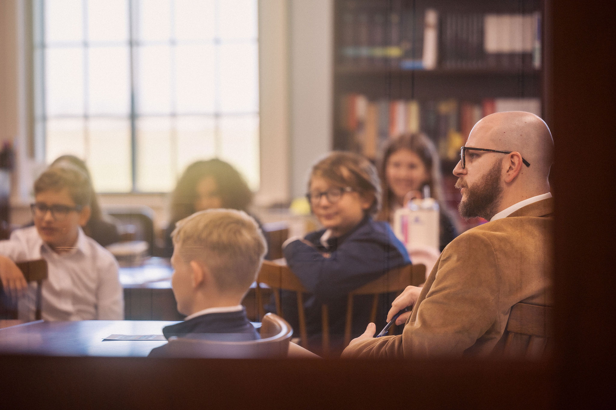 gannaio in classroom
